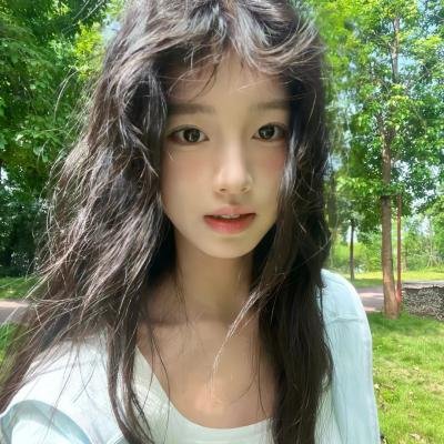 派遣女公关彩华
